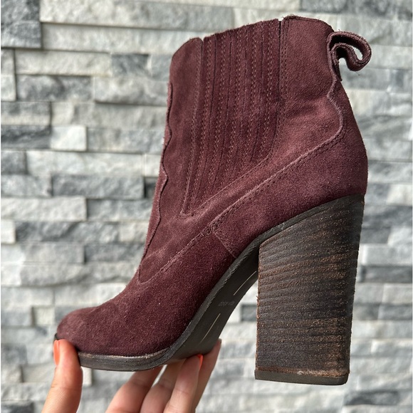 Dolce Vita Suede  Western Boho Dark Cherry Purple Ankle Fall  Booties  Size 7 - Picture 6 of 10